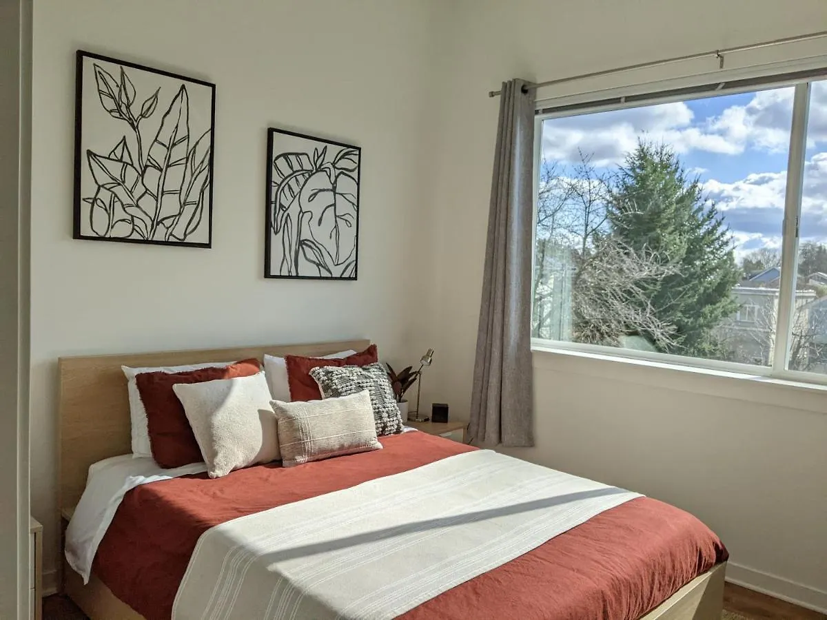 A Premier Smart Condo With Parking Seattle United States