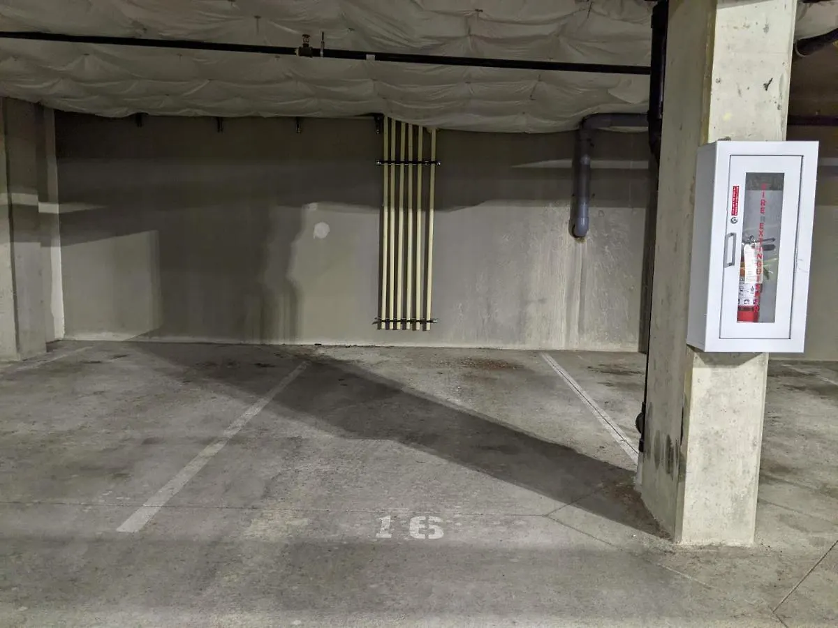 A Premier Smart Condo With Parking Seattle 0*,  United States