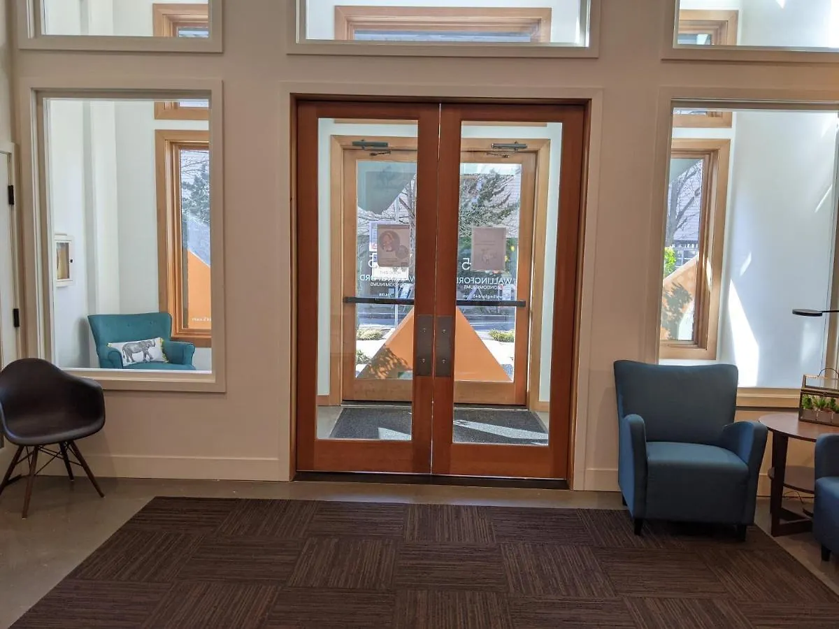 A Premier Smart Condo With Parking Seattle Apartment